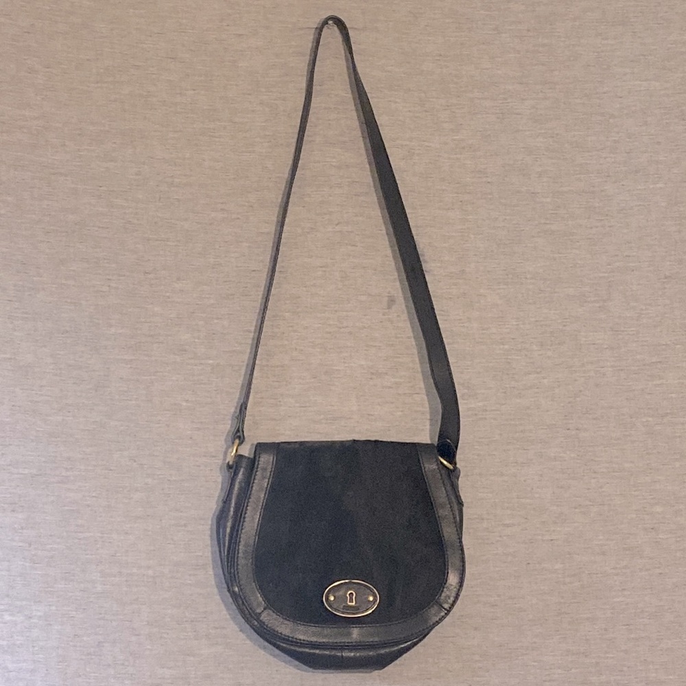 EUC Black Fossil Crossbody Bag
